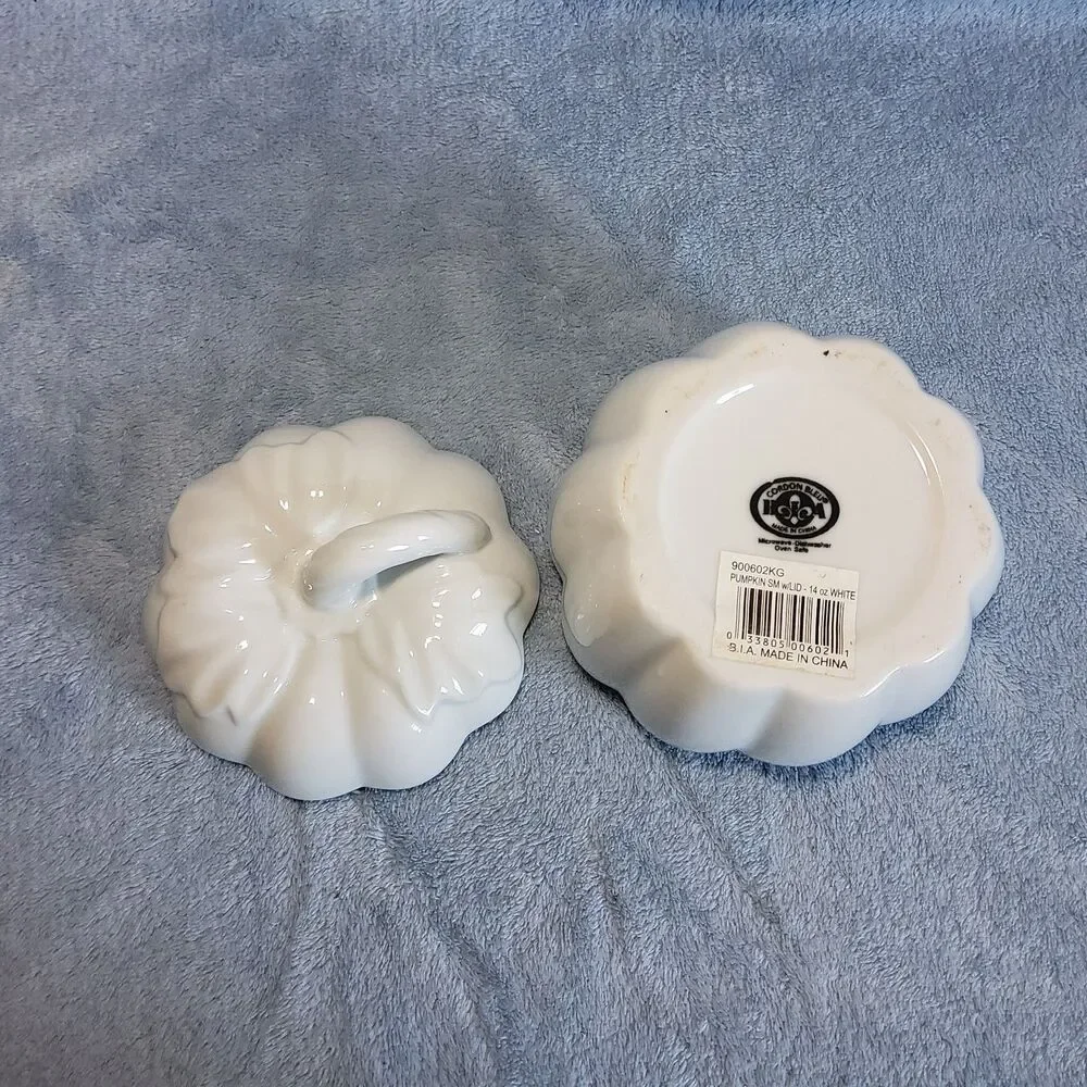 BIA Cordon Bleu White Ceramic Pumpkin Lidded Bowl Ramekin Cocotte 14 oz Fall